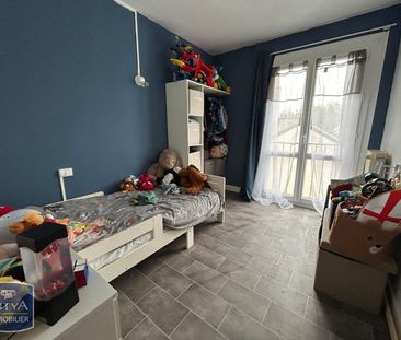 Location Appartement 4 pièces 66m² LE MANS 72000 - Photo 5