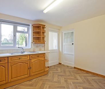 Manor Gardens, Killinghall, Harrogate HG3 - Photo 3