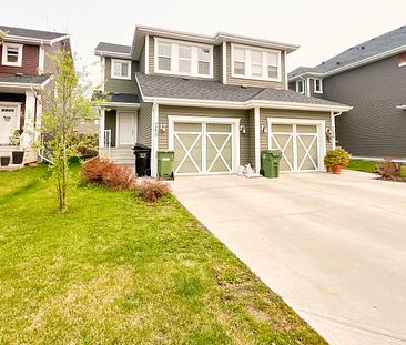 Spacious 3 Bedroom Duplex For Rent In Leduc With Large Backyard And Garage. - Photo 3