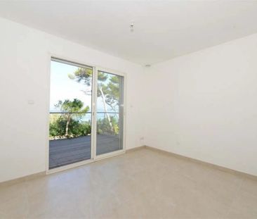 VILLA T3 HYERES MADRAGUE DIRECT MER VUE MER - Photo 3