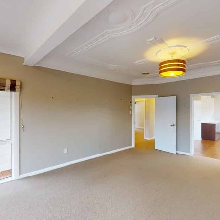 Ohakea - 4 Bedrooms - Photo 3