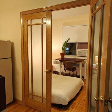 1 CH - 1 SDB - Montréal - $1,075 /mo - Photo 4