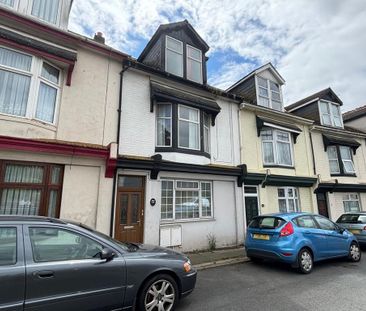 2 bedroom maisonette to rent - Photo 1