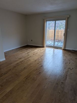 For Lease - 423 Westwood Drive Unit# 24, Kitchener, Ontario - Photo 1