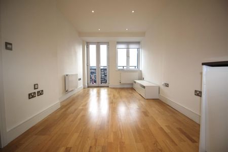 1 Bedroom Apartment To Let - Photo 4