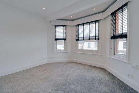 2 bedroom maisonette to rent - Photo 3