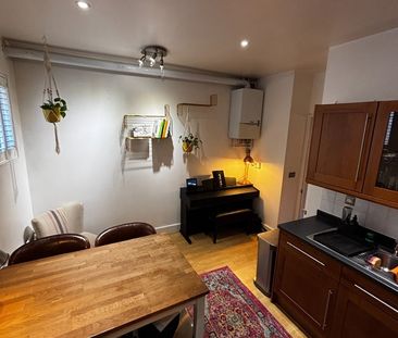 2 Bed Maisonette, Prospect Place, E1W - Photo 5