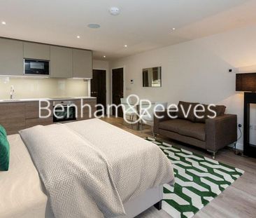 Studio to rent - Photo 1