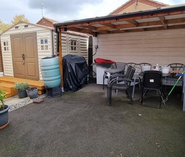 2 bedroom detached bungalow to rent - Photo 1