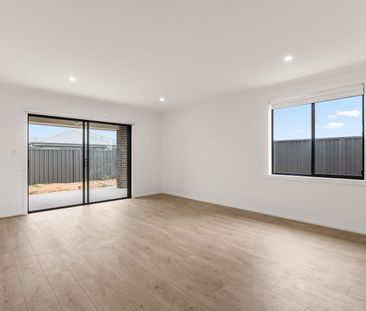 Fabulous New Home in Prime Location – 7 Pecan Road, Munno Para Down... - Photo 2