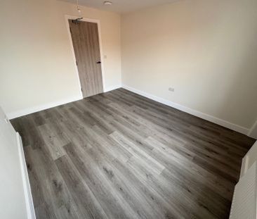 East Street - Photo 1