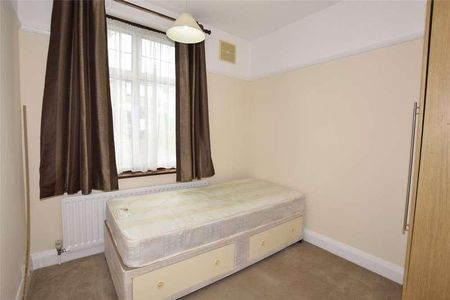 Ash Tree Dell, Kingsbury, London, NW9 - Photo 3