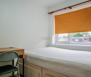 6 bedroom terraced house to rent - Photo 3