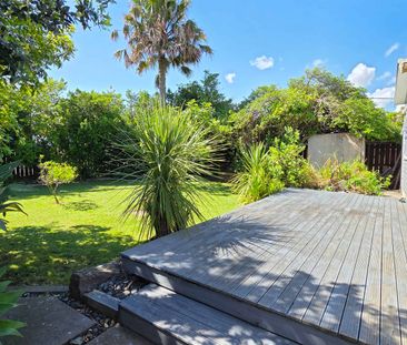 Classic 3-bedroom home - Photo 2