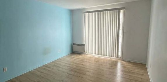 3 ½ à Louer – 3355 Rue Petit Clerc - Photo 2