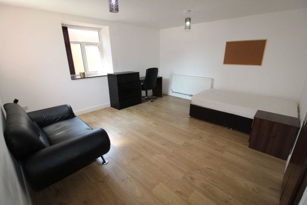Flat , - Moor Lane, Preston - Photo 1
