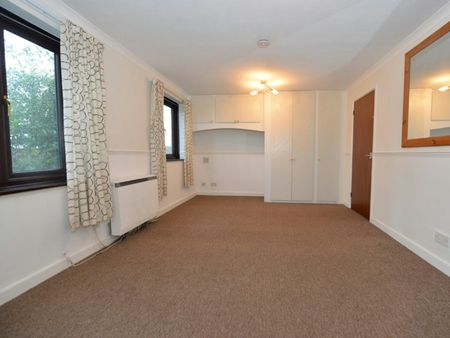 Flat to rent on - Photo 4