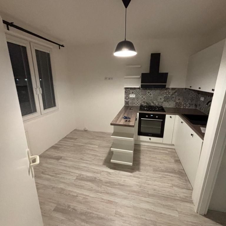 Pronájem bytu 1+1 38 m2 - Фото 1