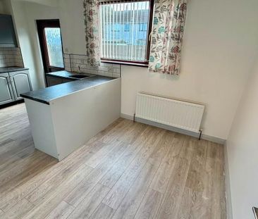 65 Glenvarna Drive, Newtownabbey, BT36 5JQ - Photo 5