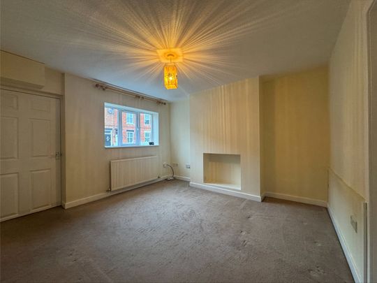 2 bedroom house to rent School Lane, Lostock Gralam, Northwich, CW9 - Photo 1