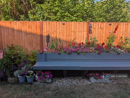 3 bedroom maisonette to rent - Photo 5