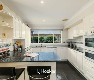 122 Warrimoo Avenue, St Ives NSW, Belconnen - Photo 3