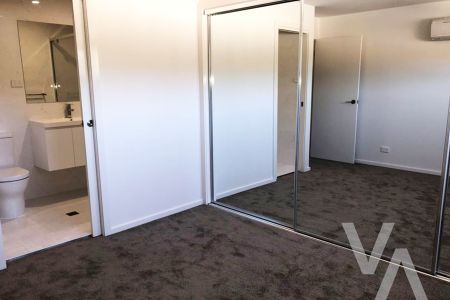 2/78 Selwyn Street, Merewether - Photo 2