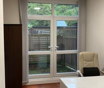 Earlham Road - Photo 2