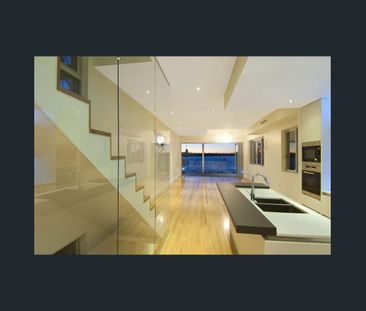 Luxurious Bayfront Living with Uninterrupted Water Views - Photo 5