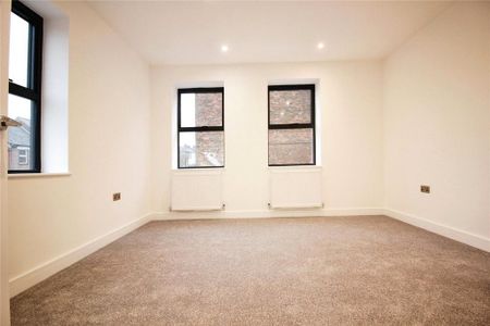 3 bedroom terraced house to rent - Photo 4