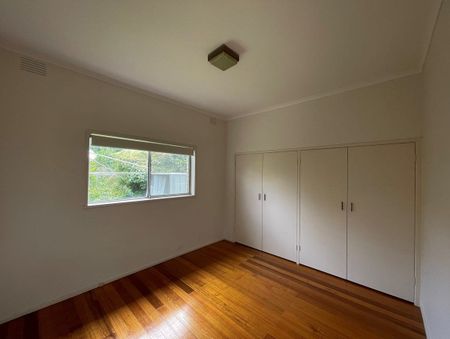 11 Somers Street, Bentleigh - Photo 2