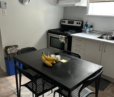 3 1/2 au demi sous-sol d'une résidence privée - Photo 2