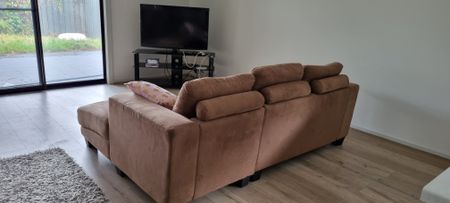 Athelstone - Photo 2