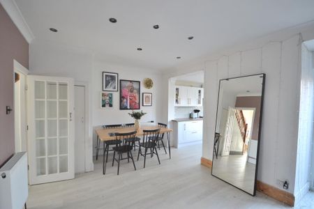 3 bedroom terraced house to rent - Photo 4
