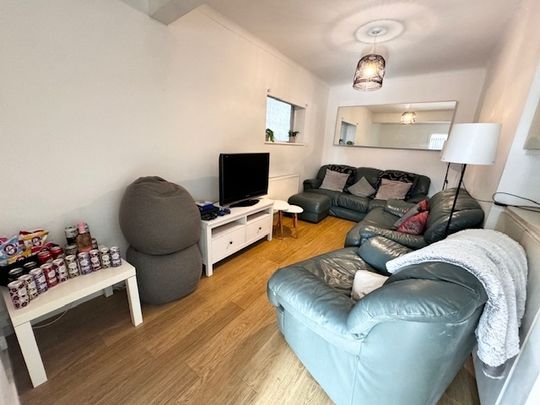 Highfield Road - Photo 1