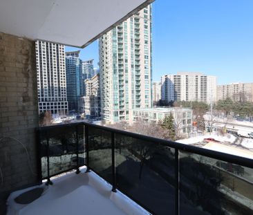 For Lease - 33 Central Parkway Unit# 504, Mississauga, Ontario - Photo 2