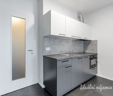 Pronájem bytu 1+kk 33 m² - Photo 2