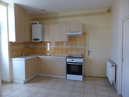 Location Appartement 3 pièces 57m² LE CREUSOT 71200 - Photo 4