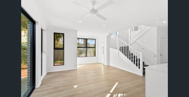 Boutique Townhouse In Dapto - Photo 1