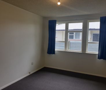 ARBROATH AVENUE, FLAXMERE - Photo 5