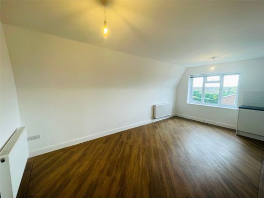 Queenswood Road, DA15, Kent - Photo 1