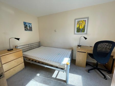 Richmond Court, Exeter - Photo 4