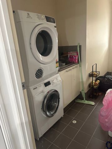 Upper Coomera - Photo 5