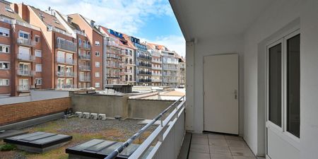 Appartement te huur in Knokke voor € 2.500 met 3 slaapkamers - Photo 2
