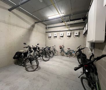 Appartement - Te huur - Photo 2