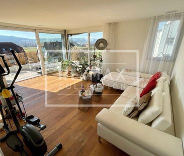 Modern, light-flooded and quiet 3 ½-room attic apartment with... - Photo 2