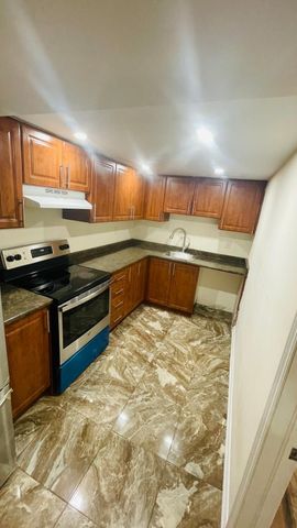 For Lease - 15 Goderich Drive Unit# Basement, Brampton, Ontario - Photo 2