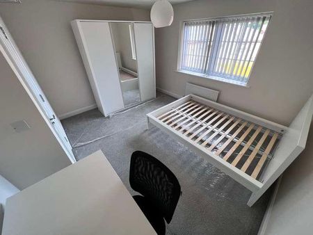 Great High Spec Property For Rent-warwick Students, CV4 - Photo 4
