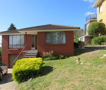 Sunny 3 bedroom home in Sandy Bay! - Photo 6