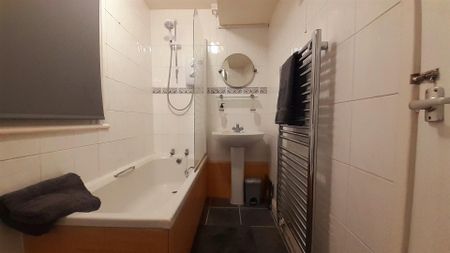 VENNS LANE - Photo 5